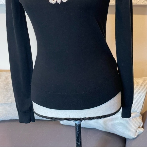 Ted Baker Slinda Metallic Floral Embroidery Cashmere Silk Black Sweater Sz 0 - Picture 3 of 8